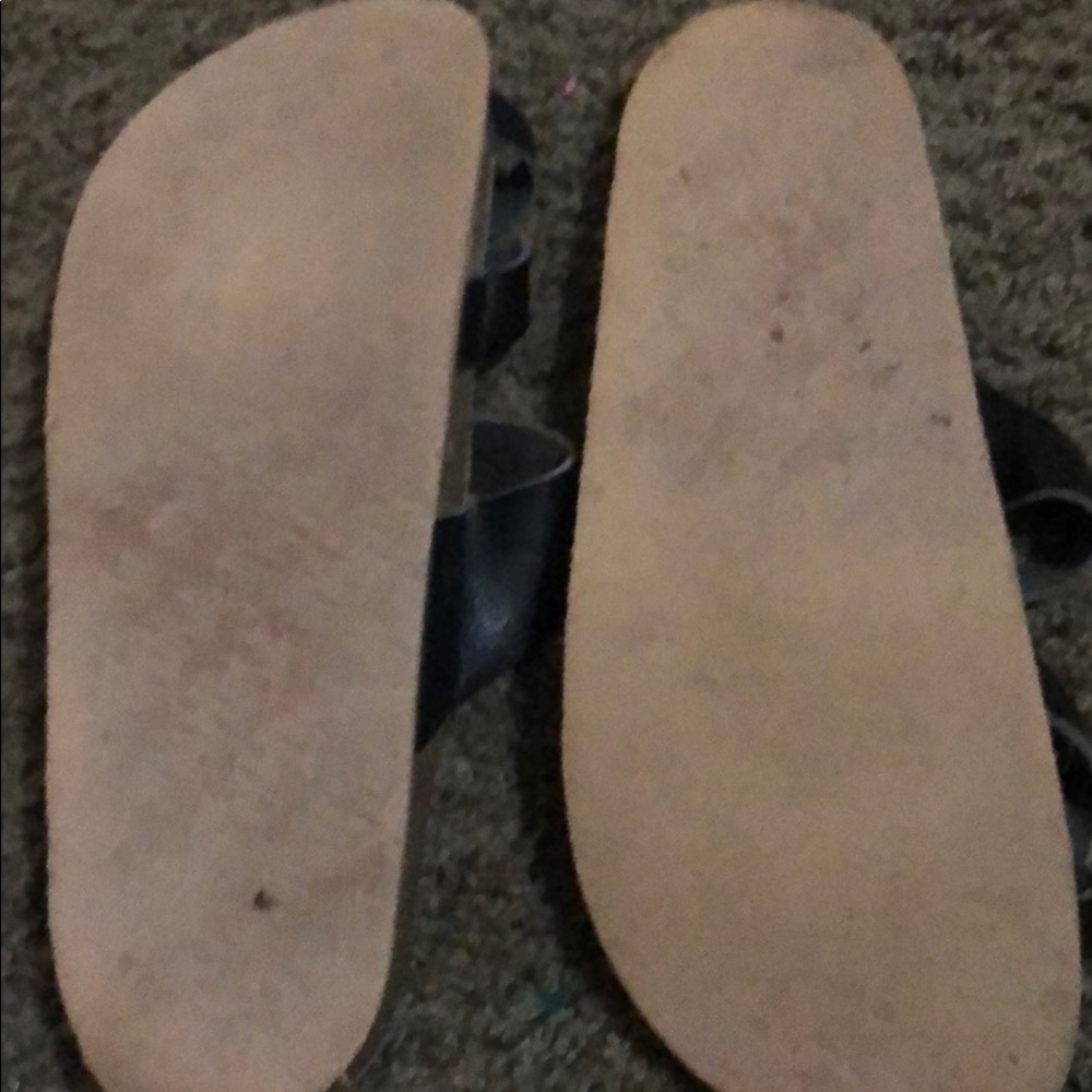 Sandal - Picture 3 of 3